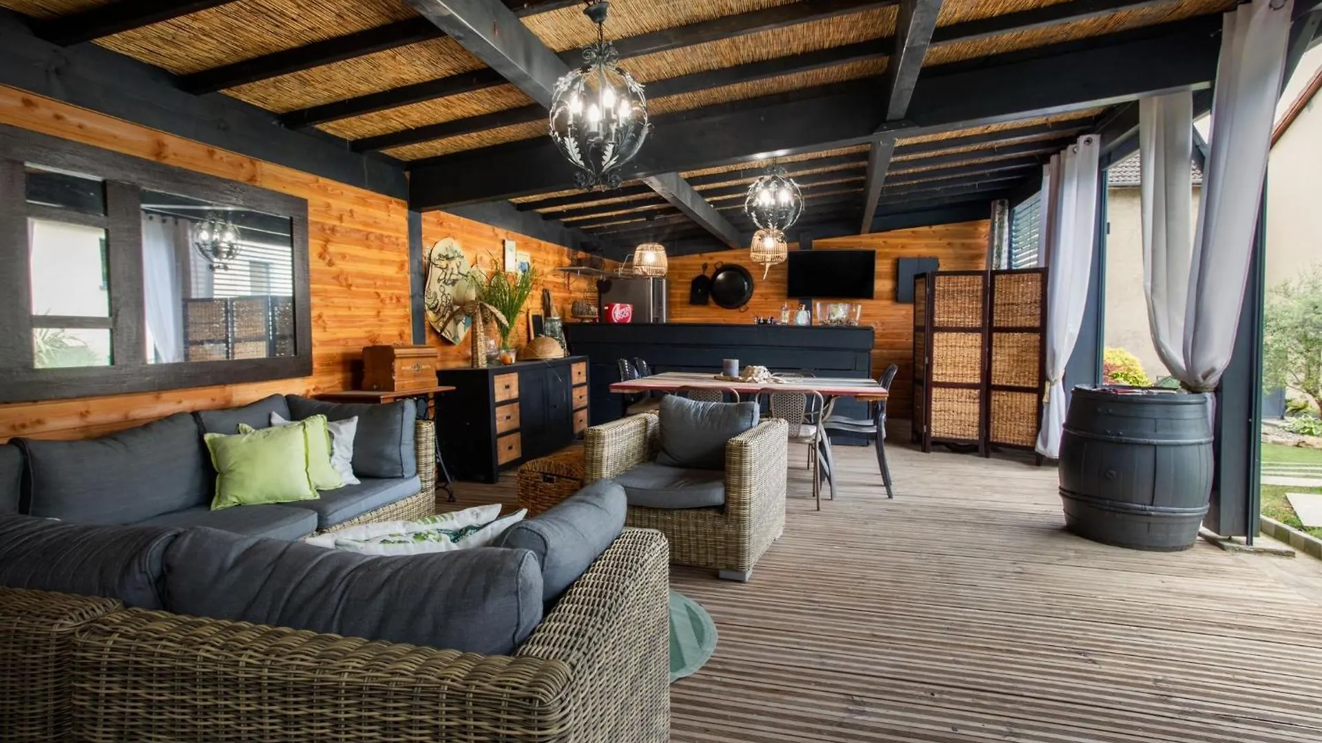 La Paradisiaque - Near Geneva, Pool, Calm & Mountain Thoiry  Appartement Thoiry (Ain)