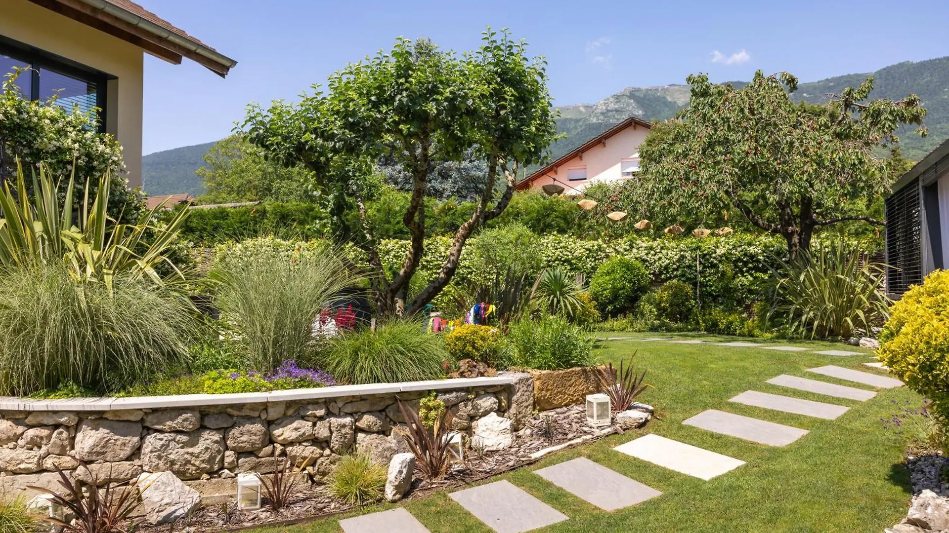 La Paradisiaque - Near Geneva, Pool, Calm & Mountain Thoiry  0*, Thoiry (Ain) Frankrijk