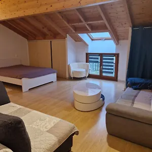 Studio Thoiry Appartement